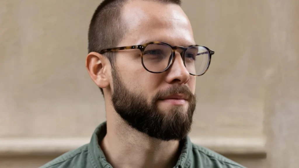 how to keep your beard clean between washes
