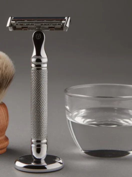 how to clean a safety razor