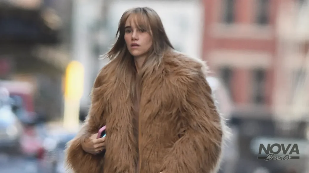 suki waterhouse keeps '70s glam rock alive in winter chic
