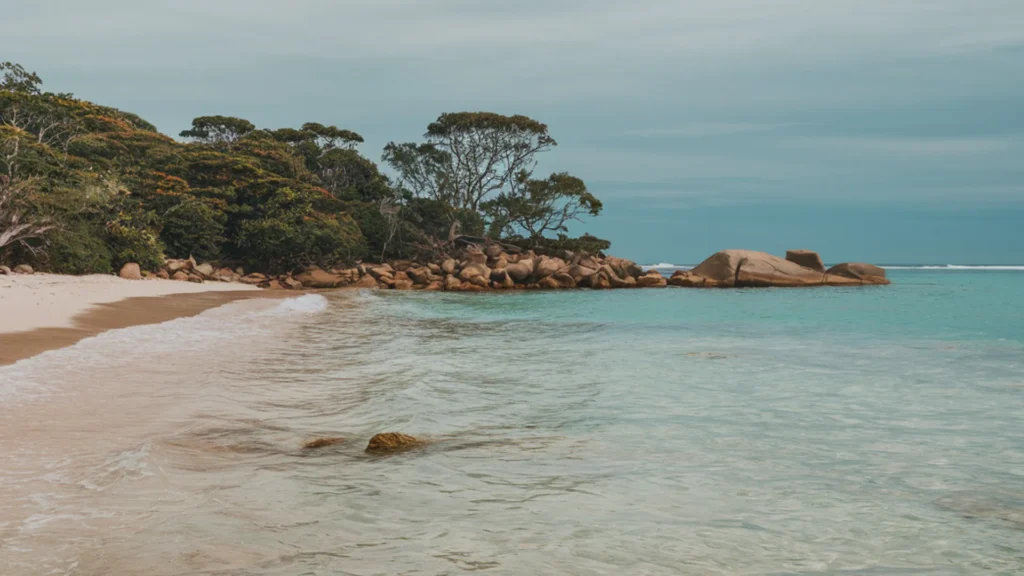 tips for enjoying australia’s hidden beaches